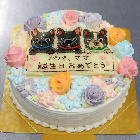 デコレーションケーキ